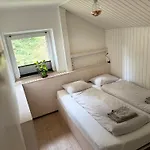 펜션 Chalet Franzi - Grosses Chalet Fuer 9 Personen Mit Bergblick & Garten, Ruhige Lage In Dorfgastein